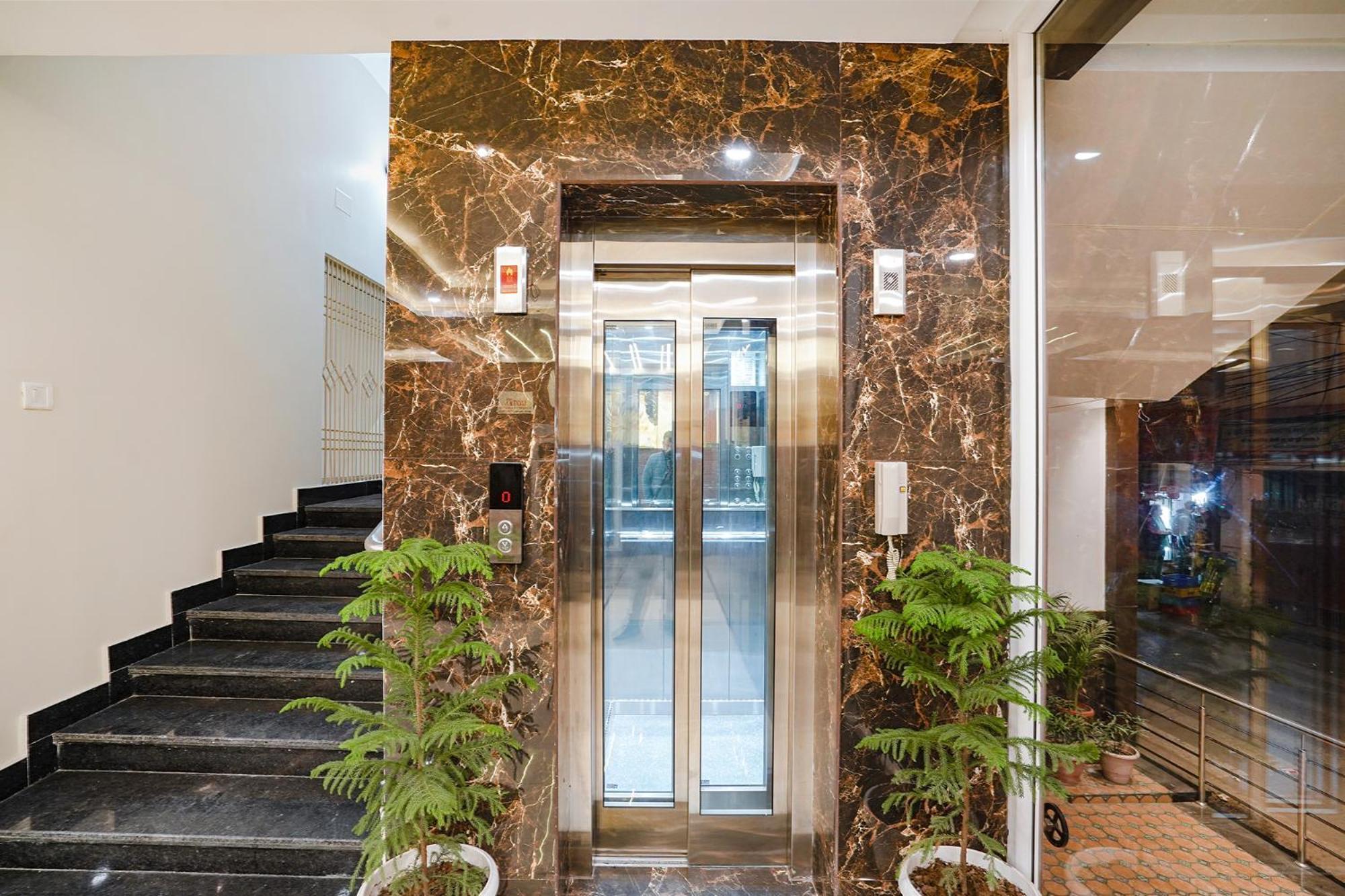 Fabhotel Nandini Grand Kakarmatha Zewnętrze zdjęcie