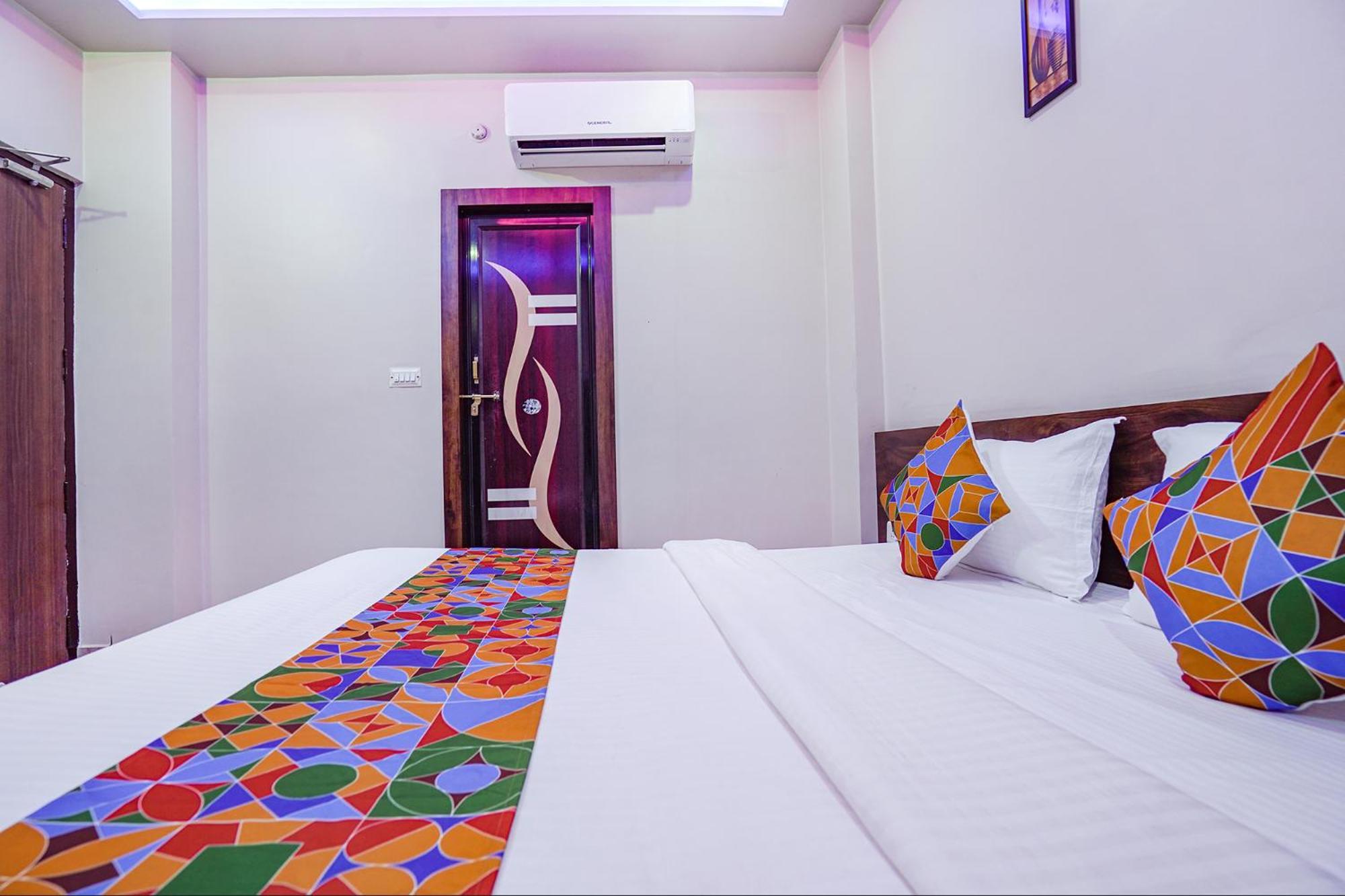 Fabhotel Nandini Grand Kakarmatha Zewnętrze zdjęcie