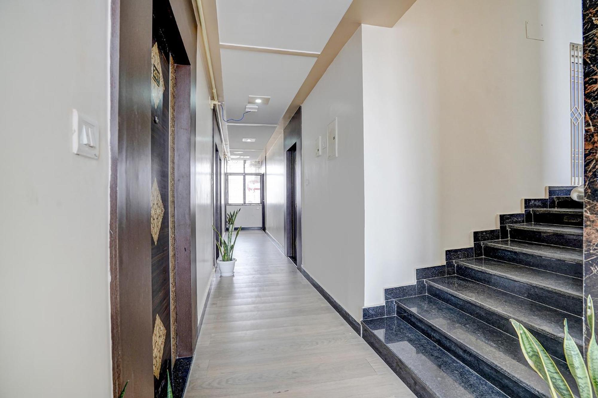 Fabhotel Nandini Grand Kakarmatha Zewnętrze zdjęcie