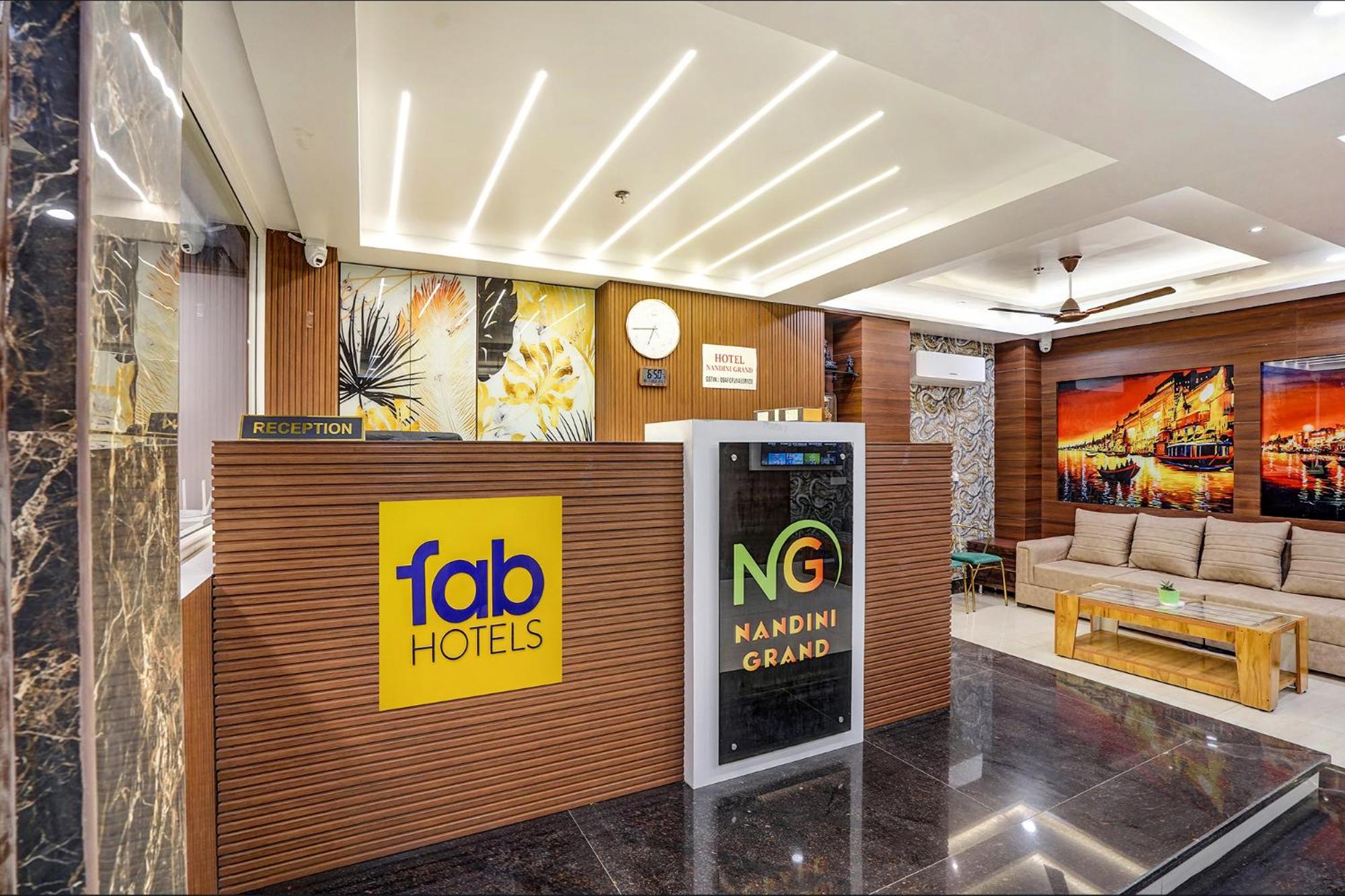 Fabhotel Nandini Grand Kakarmatha Zewnętrze zdjęcie