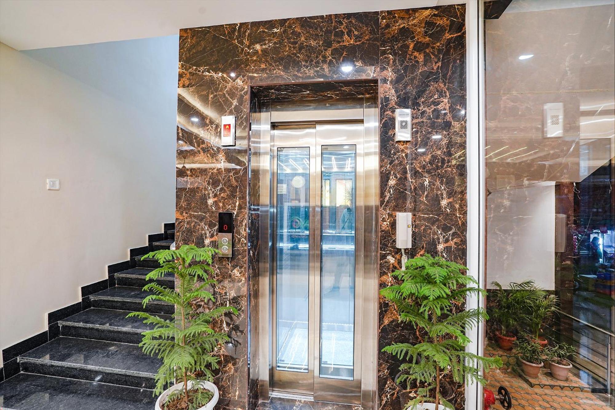 Fabhotel Nandini Grand Kakarmatha Zewnętrze zdjęcie